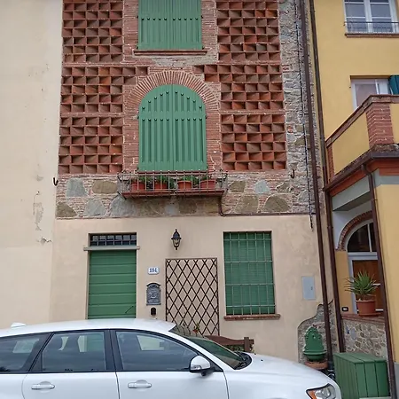 La Capanna Di Corte Bimbo Made Hébergement de vacances
